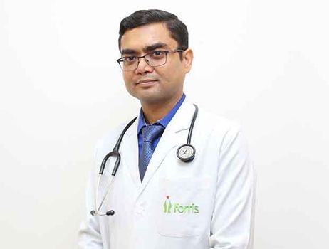 Dr Ashu Abhishek | Best doctors in India