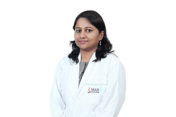 Dr Rashi Khare | Best doctors in India