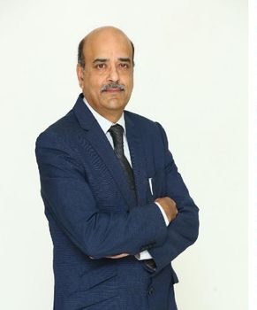 Dr S Dinesh Nayak | Best doctors in India